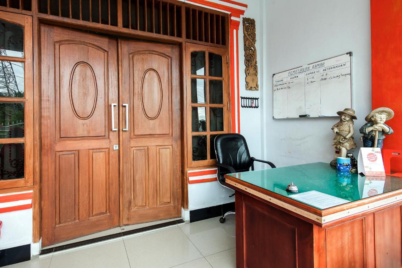 OYO 1520 Hotel Kartini Tarutung Exterior foto